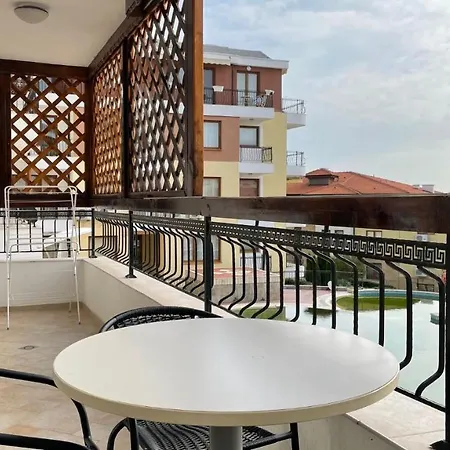 Апартаменты Garden Of Eden B3-2 Private One Bedroom Свети-Влас