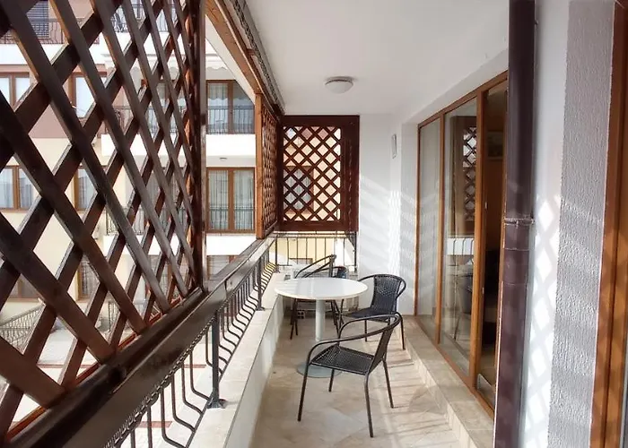 Garden Of Eden B3-2 Private One Bedroom *